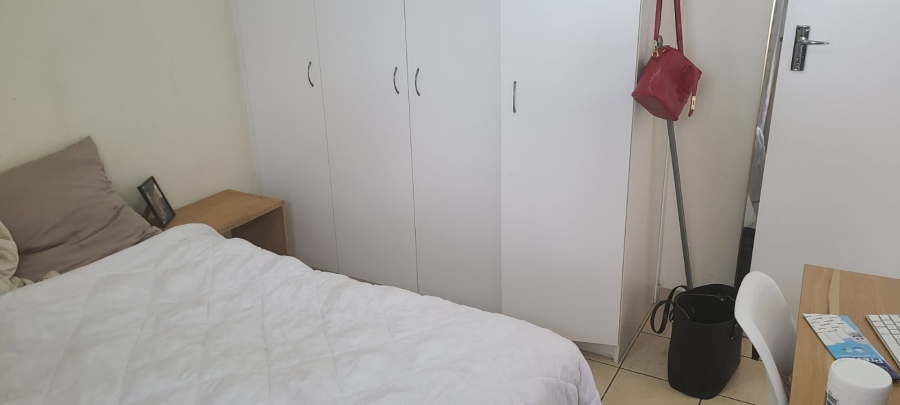 2 Bedroom Property for Sale in Parklands Western Cape